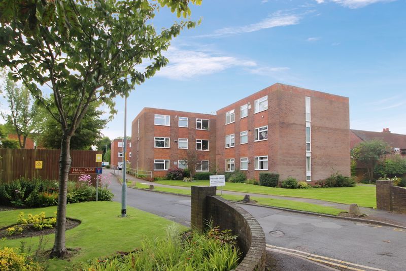 2 bed flat for sale in Park Hall Close, Walsall WS5, £146,000 Zoopla