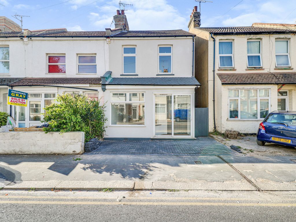 3 bed end terrace house for sale in North Avenue, SouthendOnSea SS2