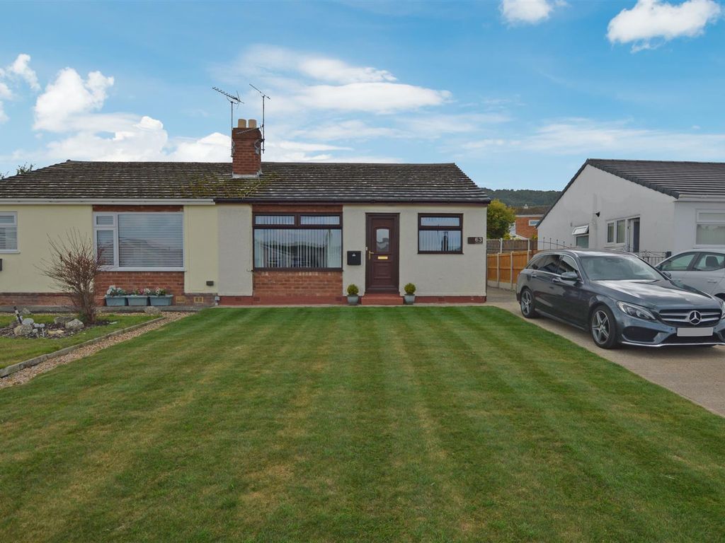 2 bed semidetached bungalow for sale in St. Davids Road, Abergele
