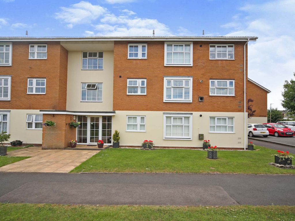 2 bed flat for sale in Landor Road, Solihull B93 Zoopla