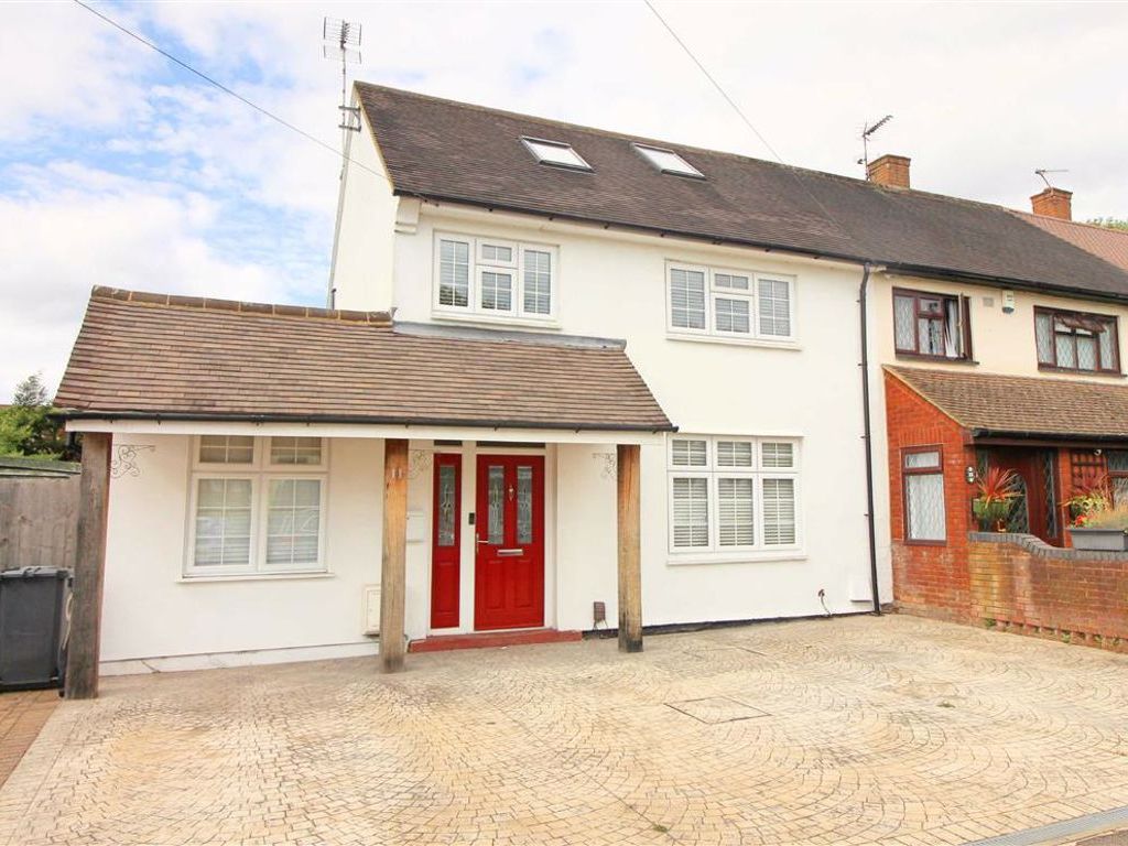 Sinderby Close, Borehamwood, Herts WD6