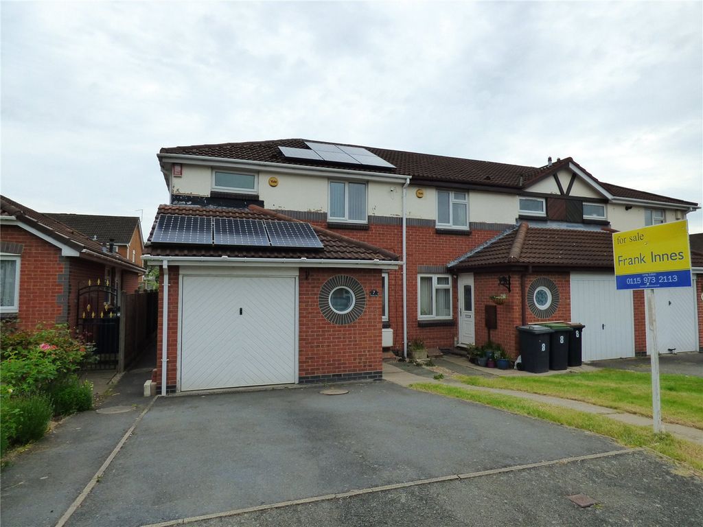 3 bed semidetached house for sale in Winston Close, Stapleford, Nottingham, Nottinghamshire NG9