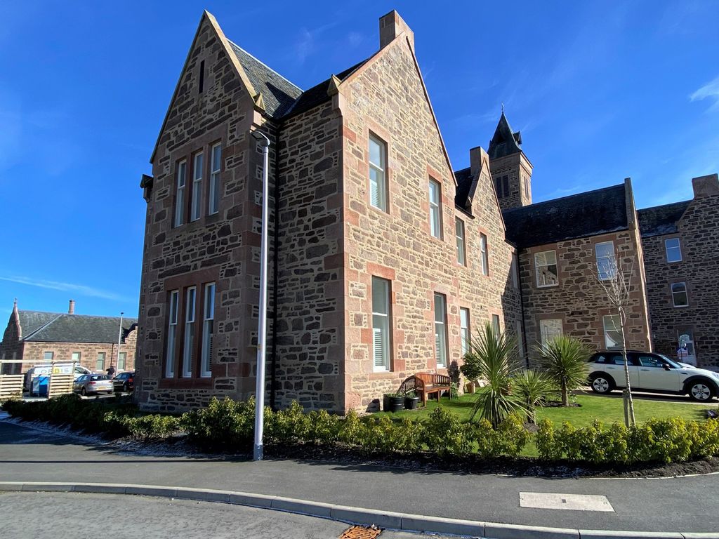 3 bed town house for sale in Great Glen Place, Inverness IV3 Zoopla