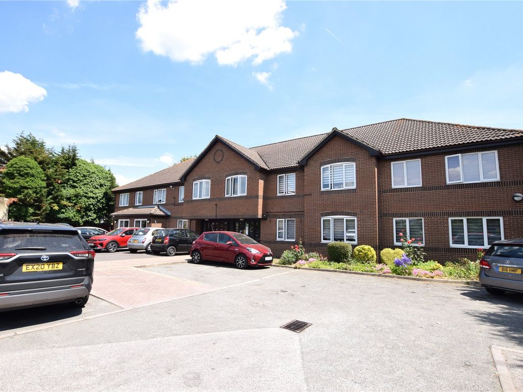 2 bed flat to rent in Chadwell Heath Lane, Romford RM6 Zoopla