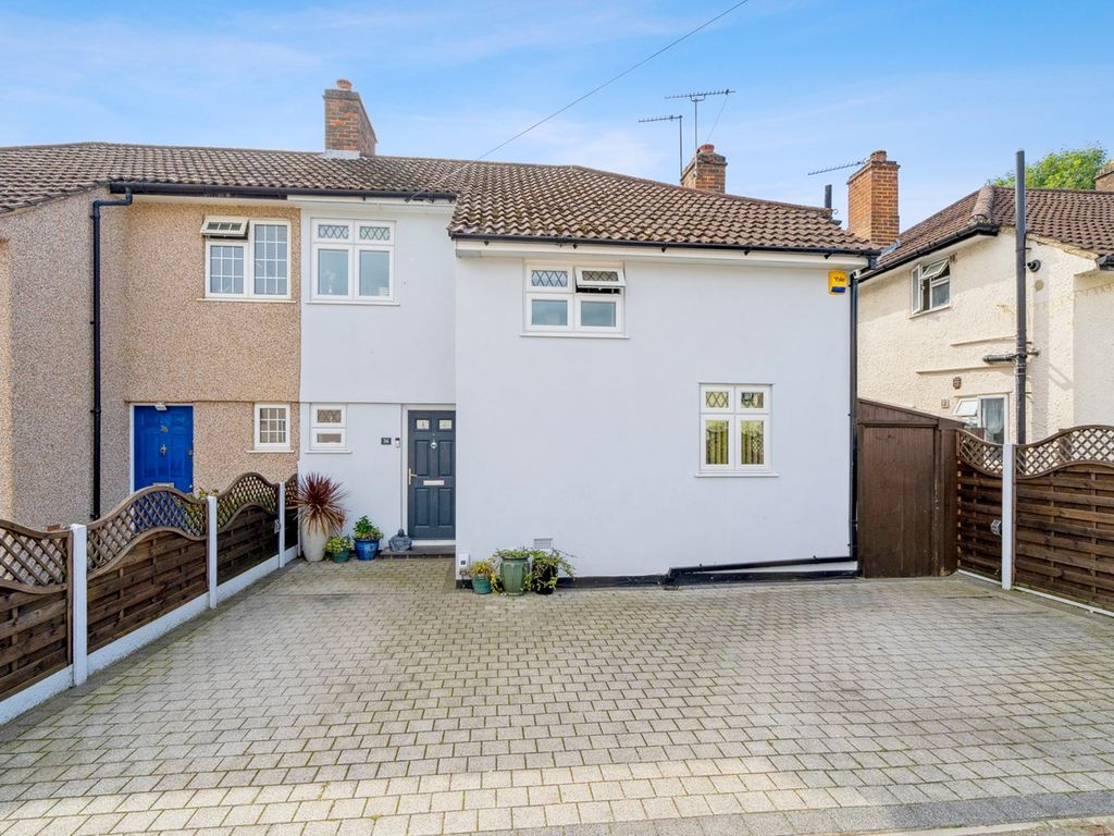 4 bed semidetached house for sale in Vernon Drive, Harefield UB9 Zoopla