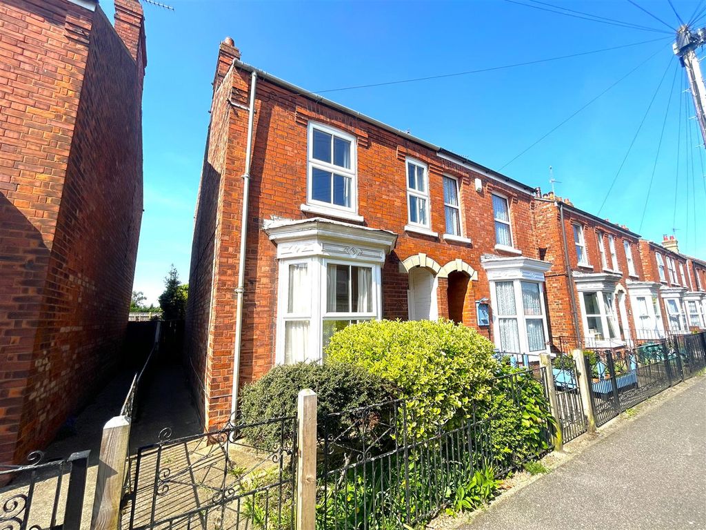 3 bed semidetached house for sale in Robin Hoods Walk, Boston PE21, £