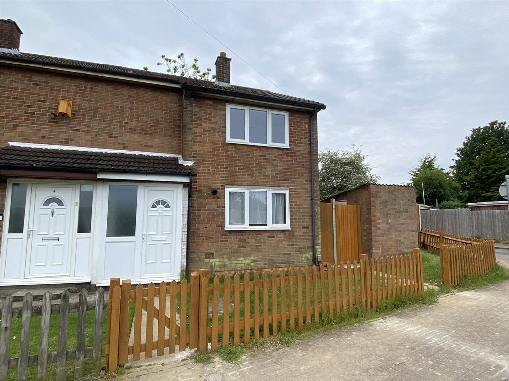 2 bed detached house to rent in Sidmouth Walk, Corby, Northamptonshire