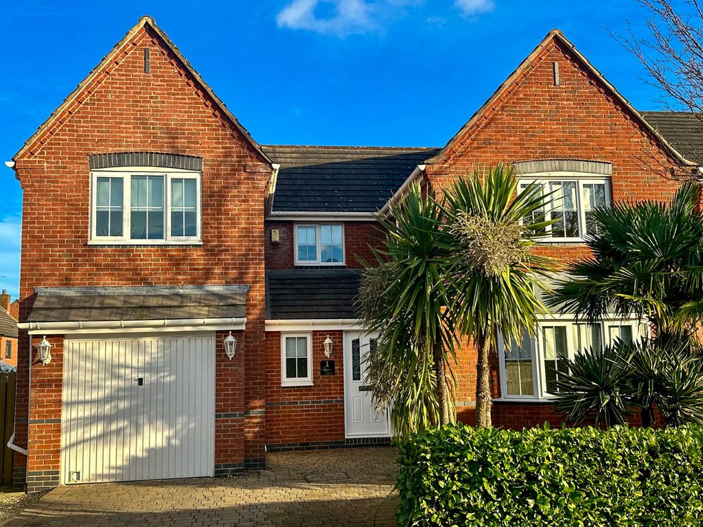 4 bed detached house for sale in Spruce Court, Worksop S80, £385,000