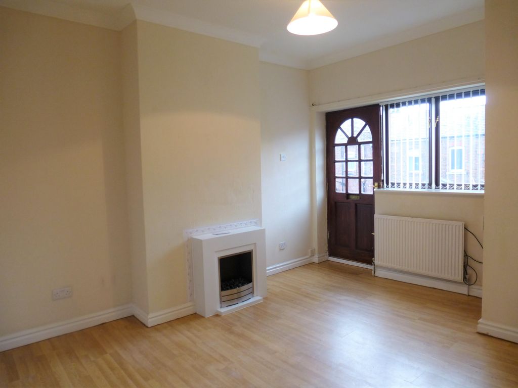 1 bed flat to rent in Spendmore Lane, Coppull, Chorley PR7, £325 pcm Zoopla