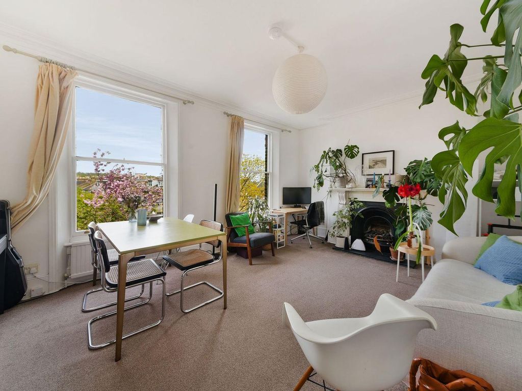 3 bed flat for sale in Corinne Road, London N19, £850,000 Zoopla