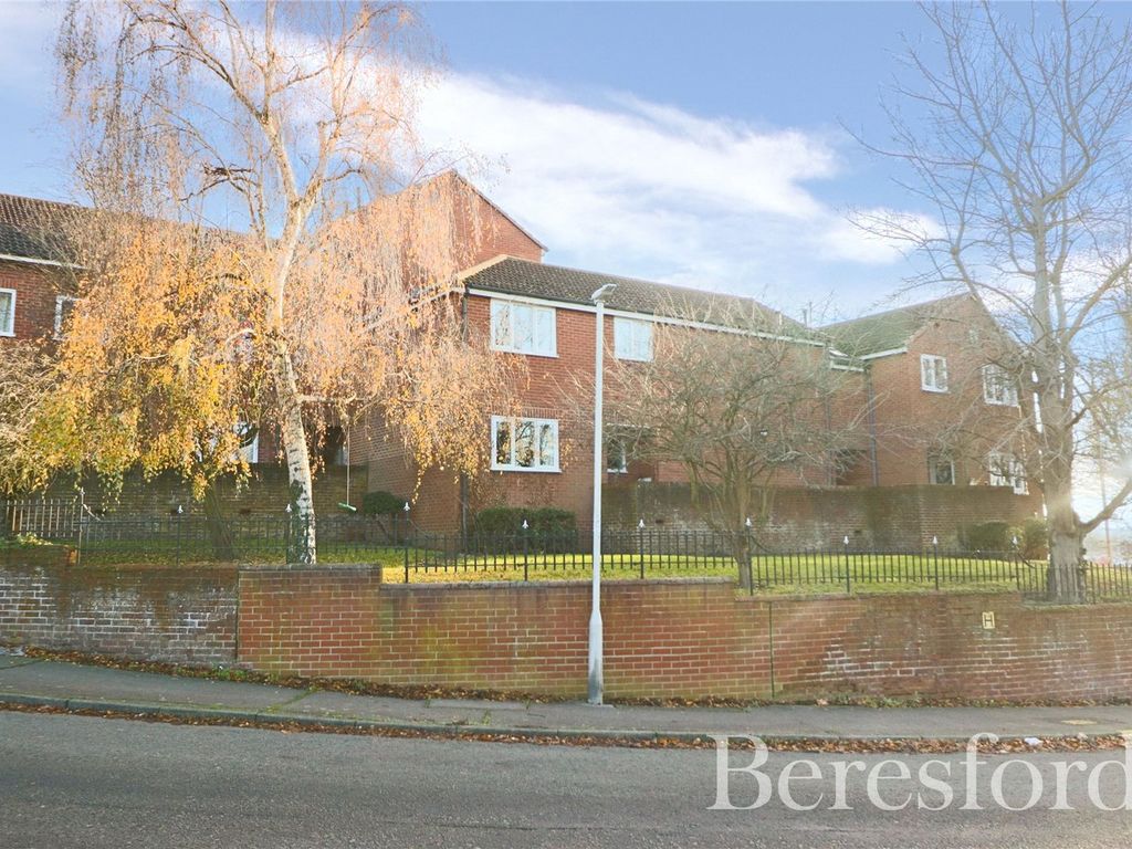 St Andrews Gardens, Colchester CO4  
