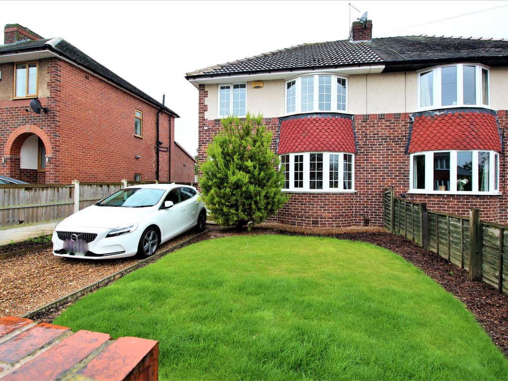 3 bed semidetached house for sale in Fitzwilliam Avenue, WathUpon