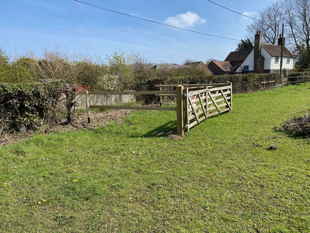 Land for sale in Round Street, Gravesend DA13 Zoopla