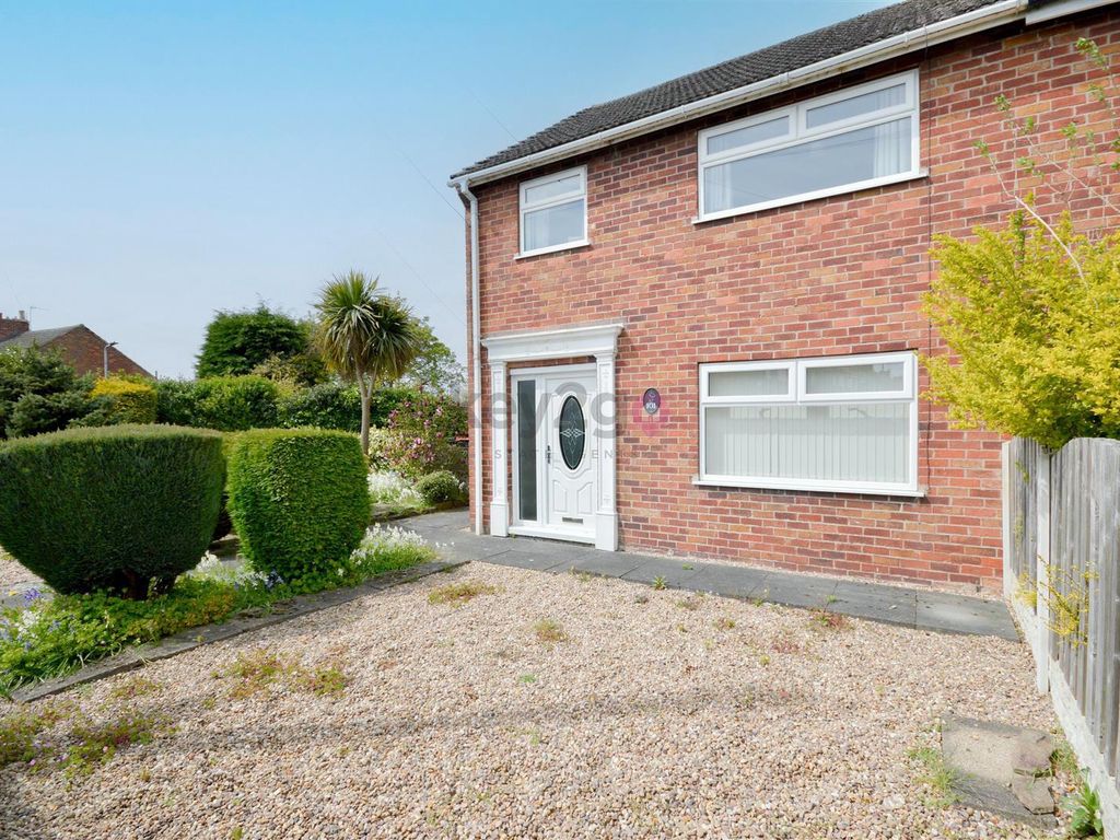 3 bed semidetached house for sale in Wesley Avenue, Aston, Sheffield