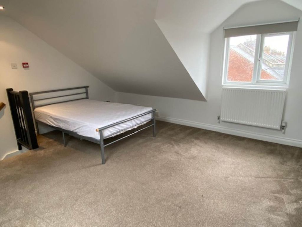Room to rent in Magdalen Road, St. Leonards, Exeter EX2 Zoopla