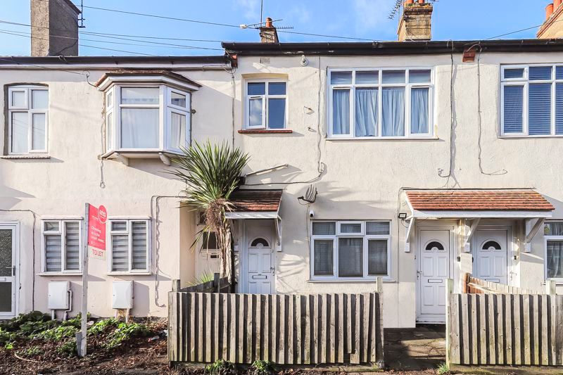 1 bed flat for sale in Lonsdale Road, SouthendOnSea SS2, £150,000