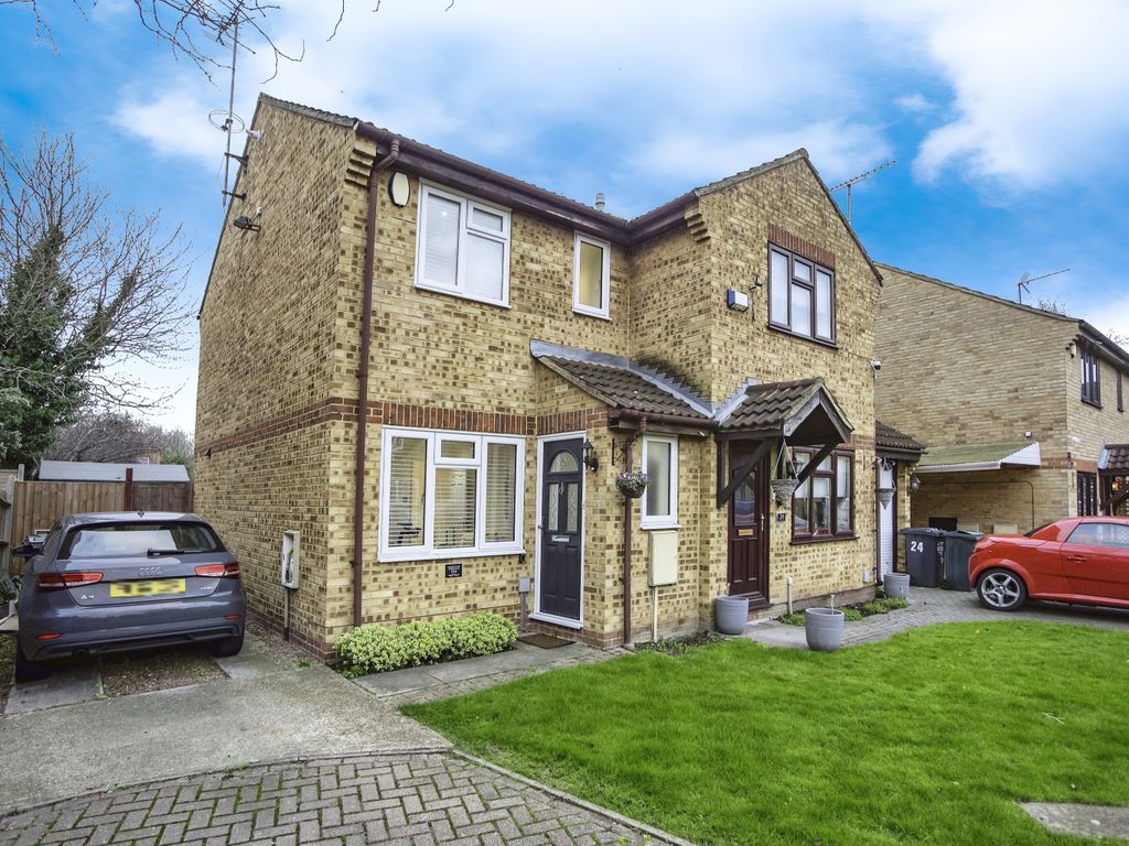 2 bed semidetached house for sale in Sayer Close, Greenhithe DA9, £