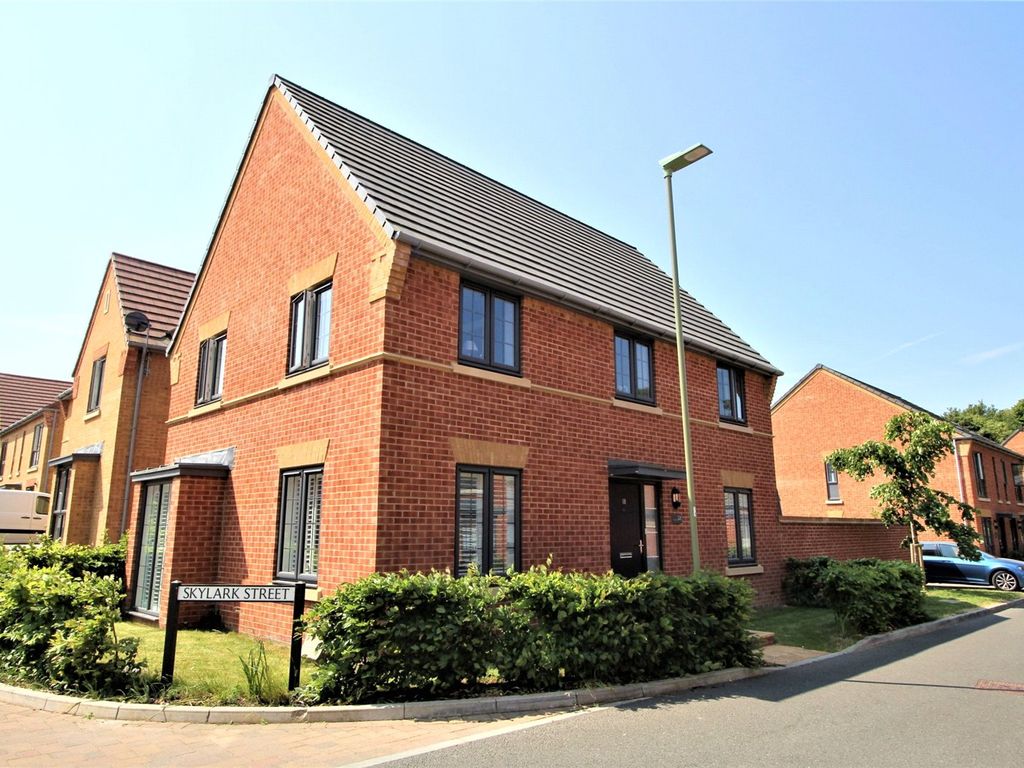 4 bed detached house for sale in Artillery Drive, Bordon, Hampshire