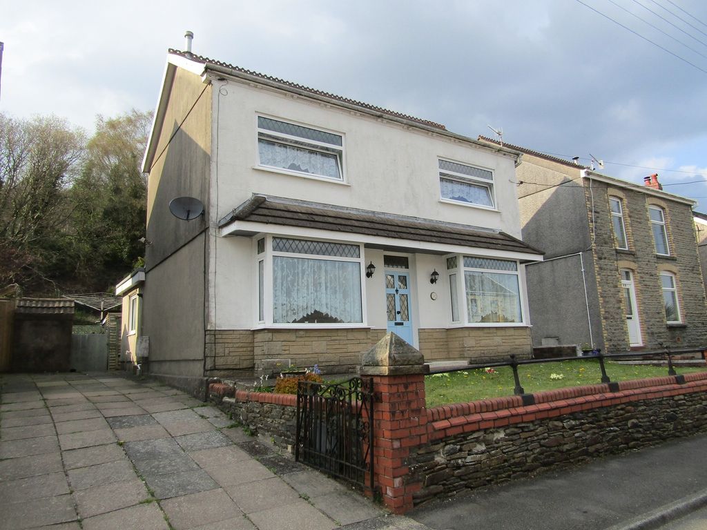 2 bed detached house for sale in New Road, Trebanos, Pontardawe, Swansea. SA8, £165,000 Zoopla