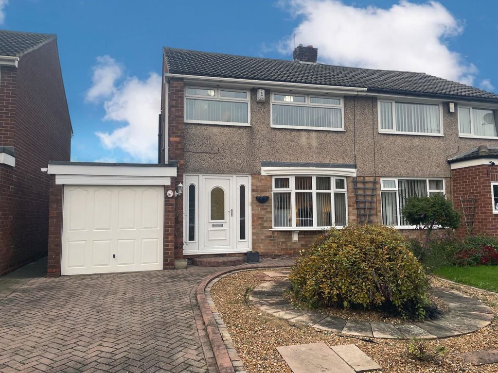 3 bed semidetached house for sale in Emsworth Drive, Eaglescliffe