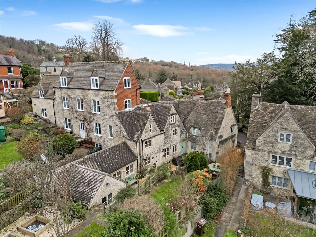 2 bed semidetached house to rent in Selsley Road, Stroud