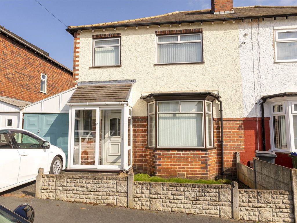 3 bed semidetached house for sale in Hugh Road, Smethwick, West