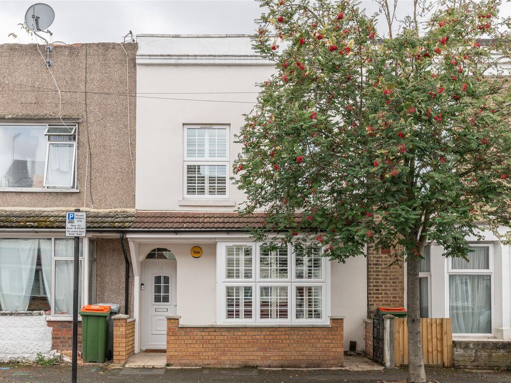 4 bed terraced house for sale in Heyworth Road, London E15, £625,000 Zoopla