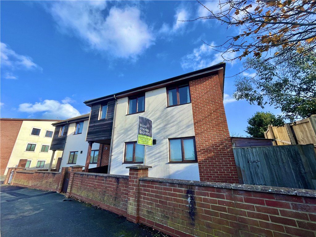 3 bed semidetached house for sale in Perowne Way, Sandown PO36 Zoopla