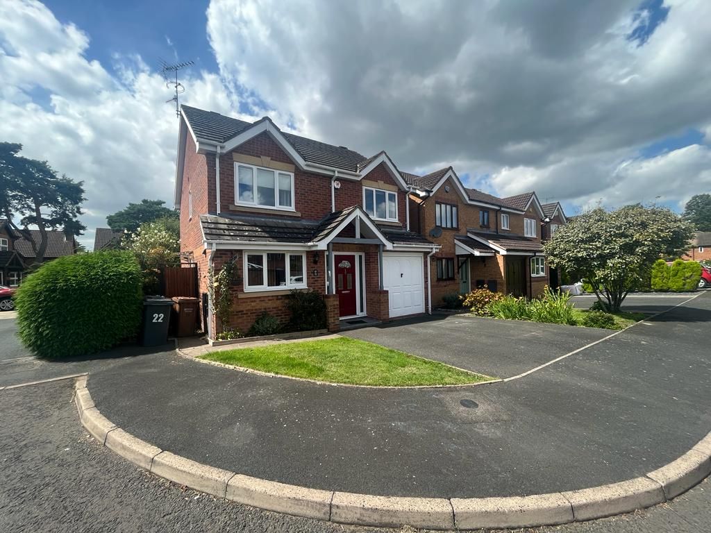 4 bed property to rent in Tabbs Gardens, Kidderminster DY10, £1,350 pcm