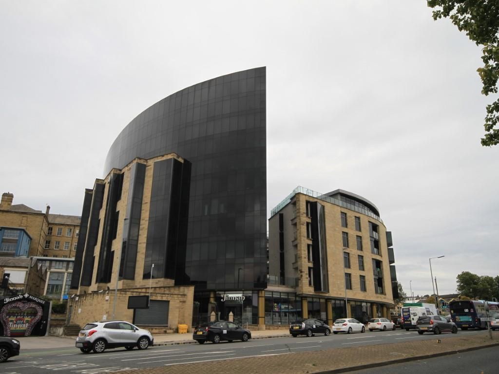 Leeds Road, City Centre, Bradford BD1  