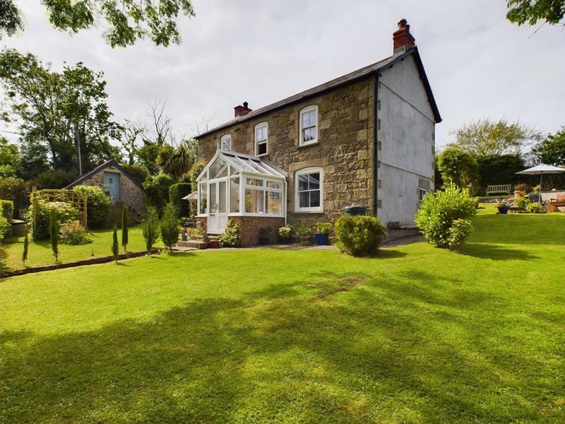 3 bed detached house for sale in Bell Lake, Camborne TR14, £600,000 Zoopla