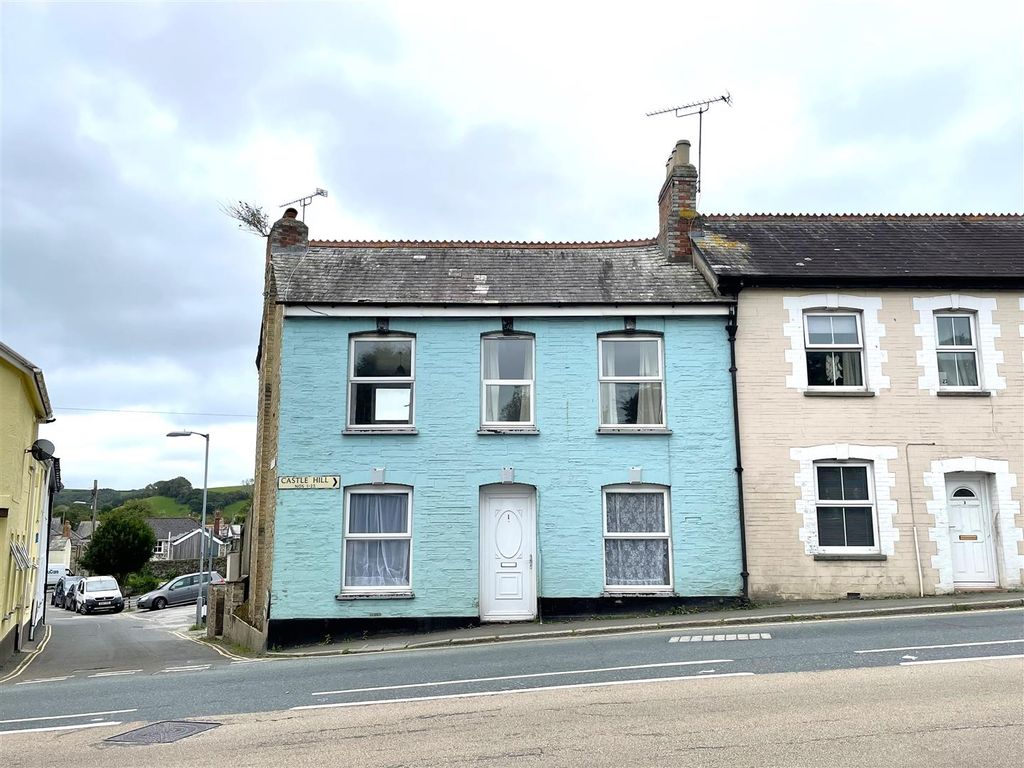 3 bed property for sale in Castle Hill, Lostwithiel PL22, £185,000 Zoopla