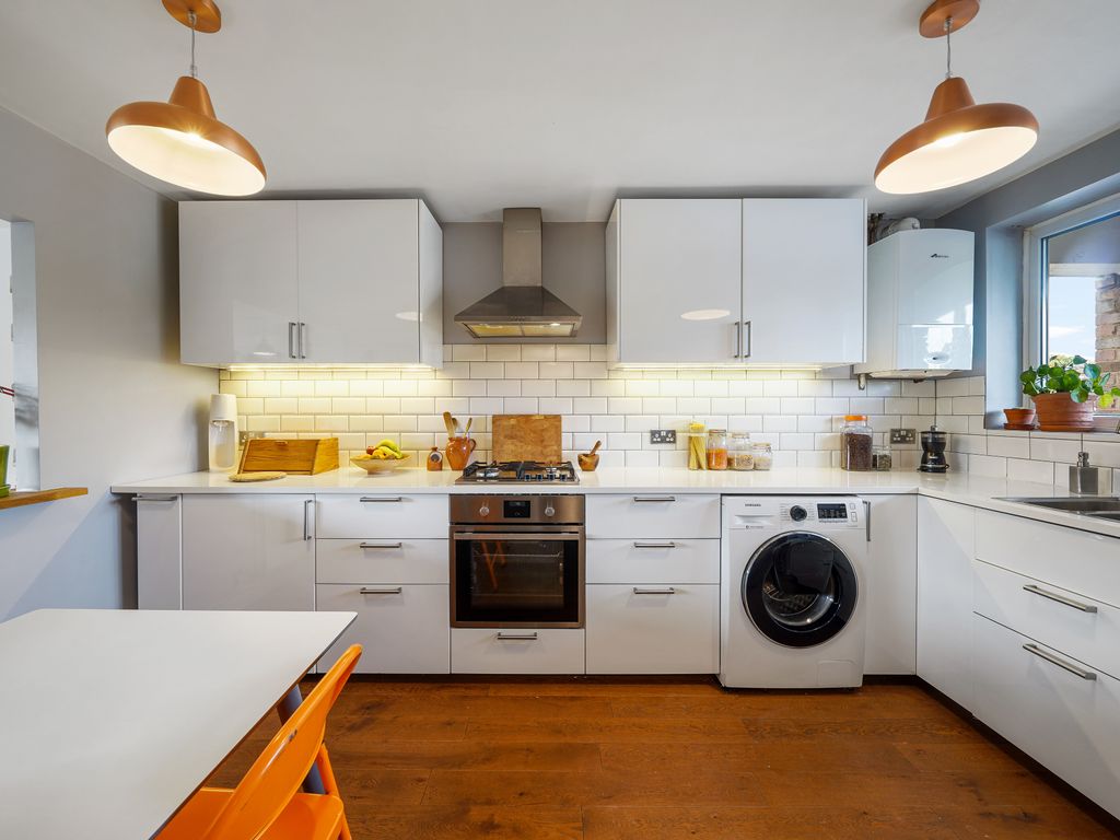 Bridgewood Close, London SE20