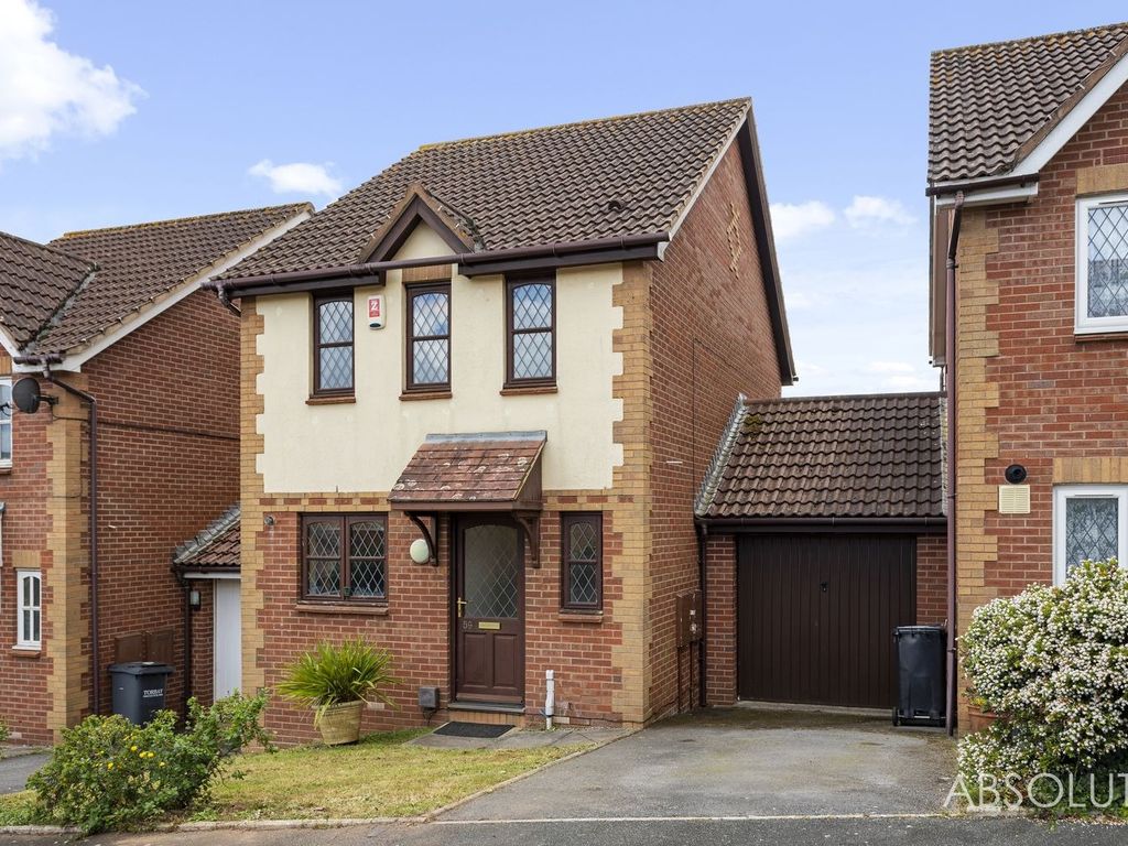 3 bed linkdetached house for sale in Shearwater Drive, Torquay, Devon
