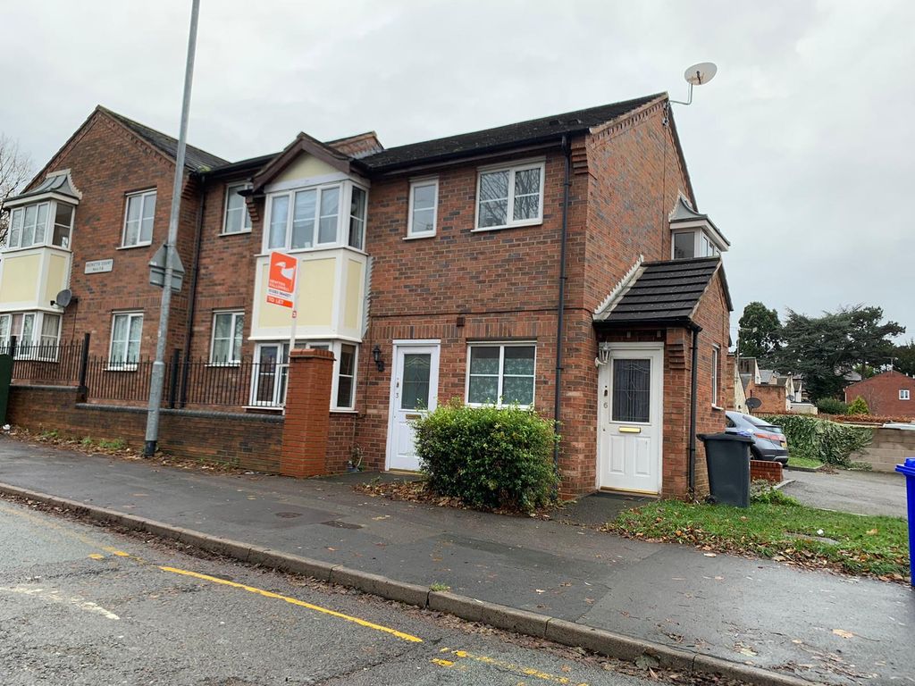 1 bed flat to rent in Becketts Court, Stretton, BurtonOnTrent DE13, £