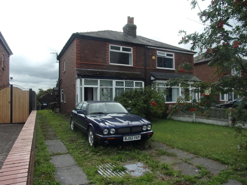 2 bed semidetached bungalow for sale in Moss Lane, Burscough, Ormskirk
