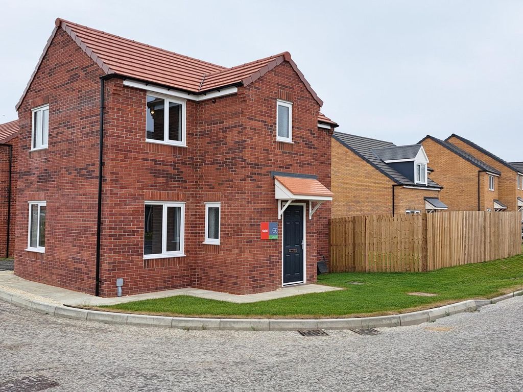 3 bed detached house to rent in Greenwood Close, Horncastle LN9, £1,000 pcm Zoopla