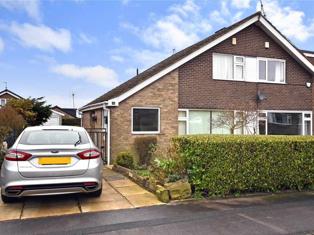 3 bed bungalow for sale in Moorside Avenue, Drighlington, Bradford