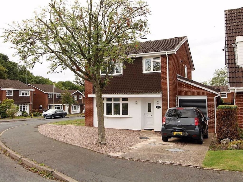 3 bed detached house for sale in Tanglewood Grove, Northway, Sedgley
