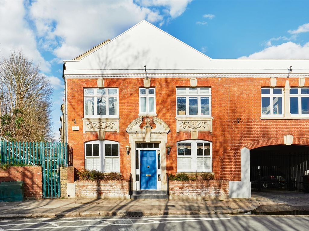 4 bed town house for sale in Thames Road, Chiswick W4 Zoopla