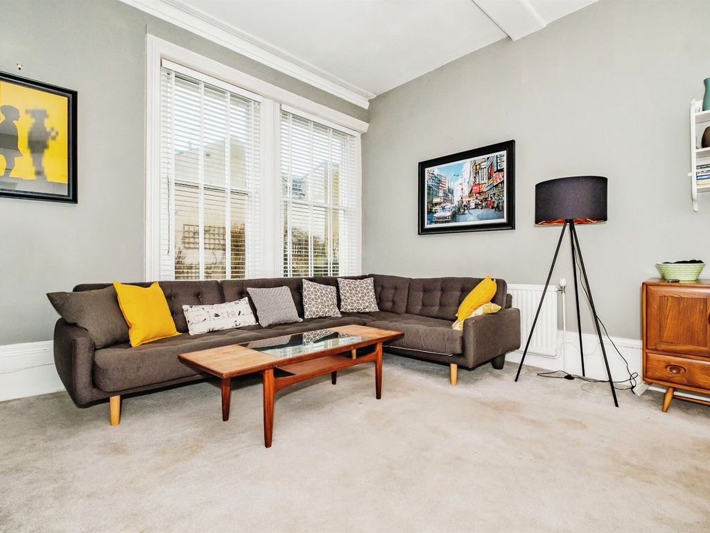 2 bed flat for sale in Medina Villas, Hove BN3, £375,000 Zoopla