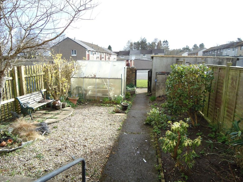 2 bed property for sale in Muirfield Drive, Glenrothes KY6, £94,995