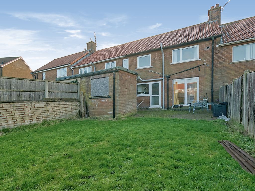 2 bed terraced house for sale in Burns Road, Dinnington, Sheffield