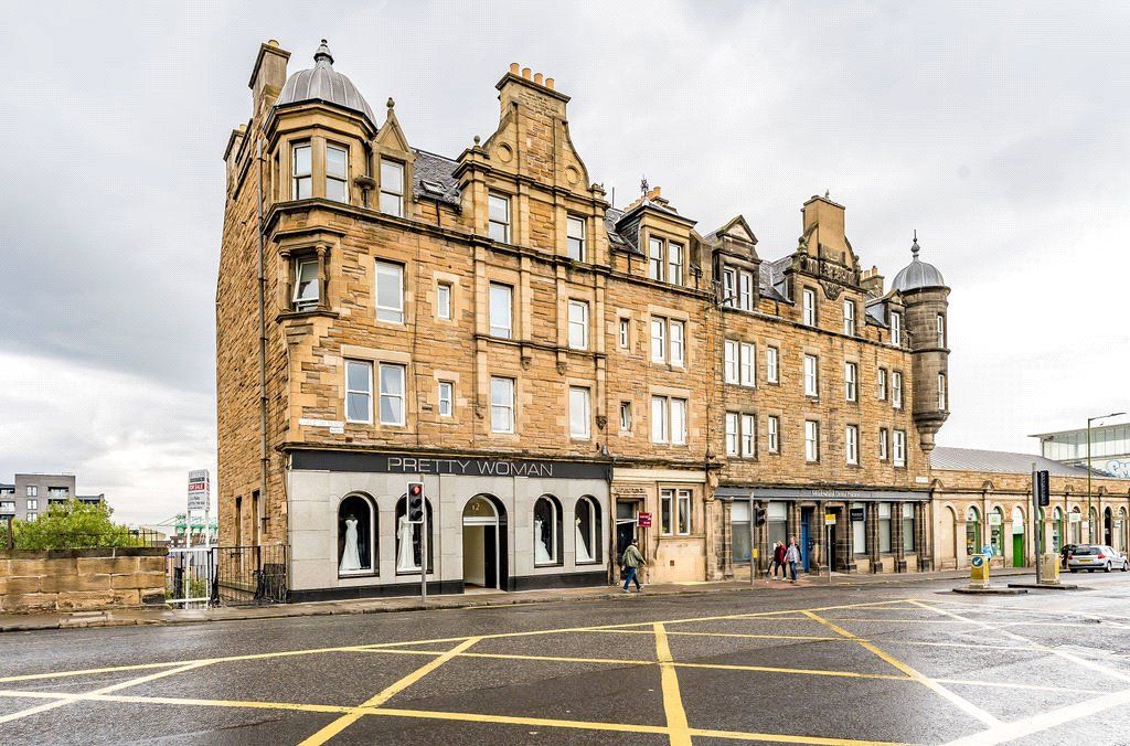 1 bed flat to rent in Earlston Place, Abbeyhill, Edinburgh EH7, £950