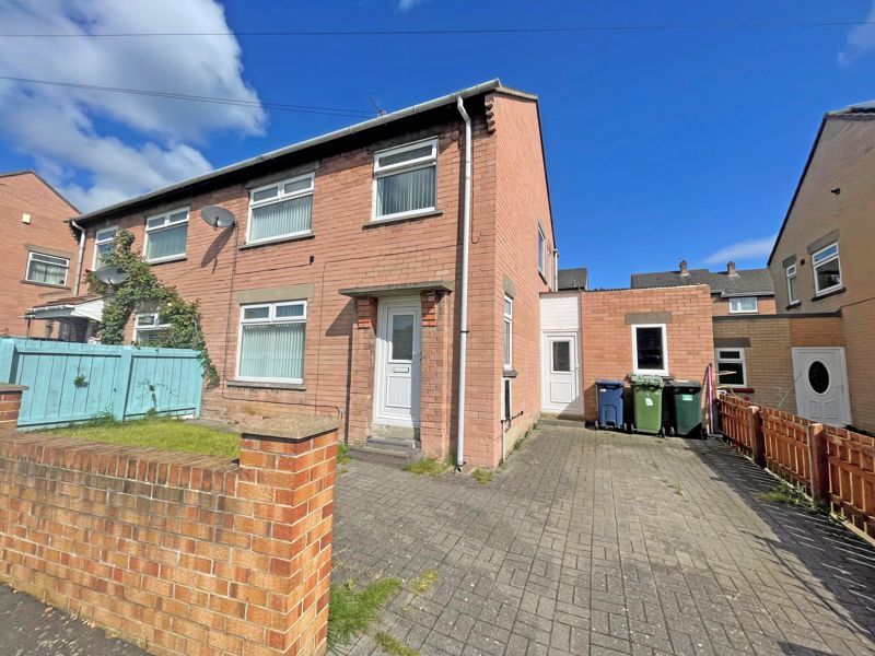 3 bed semidetached house to rent in Woodlands Road, Rowlands Gill NE39