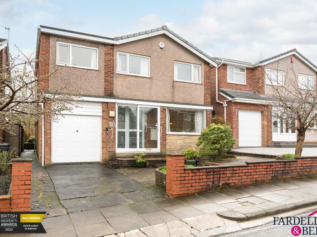 3 bed detached house for sale in Westbourne Avenue South, Burnley BB11 ...