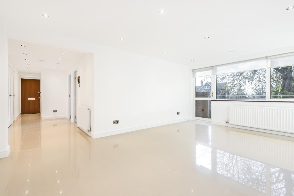 3 bed flat to rent in Hendon Lane, Finchley N3, £2,500 pcm Zoopla