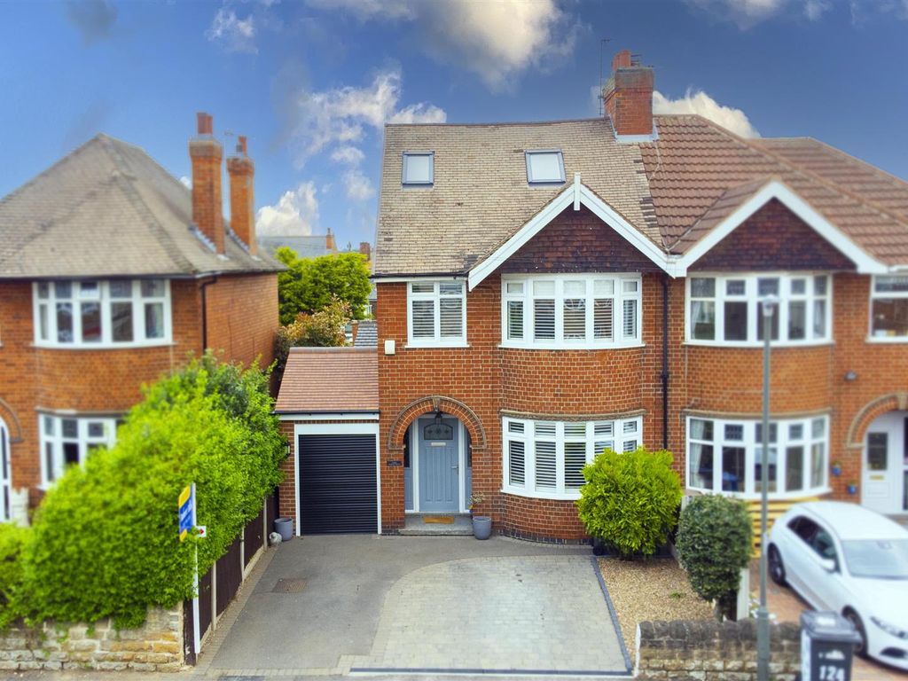 4 bed semidetached house for sale in Trowell Grove, Long Eaton, Nottingham NG10 Zoopla