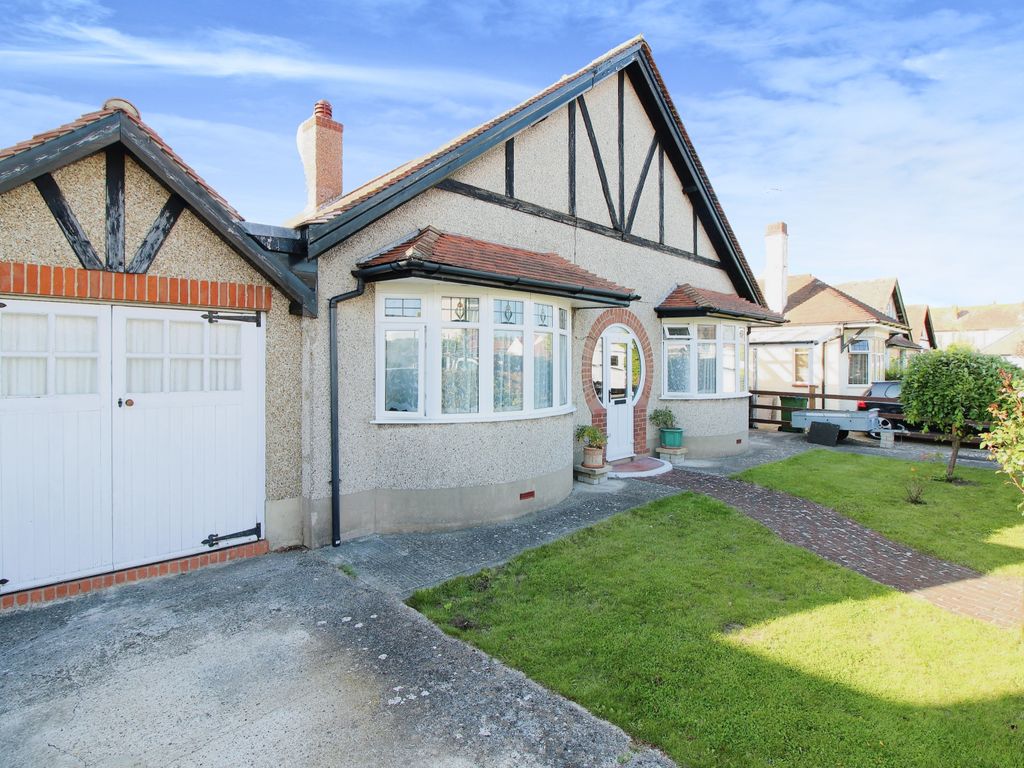 2 bed bungalow for sale in Northcote Road, Bognor Regis, West Sussex PO21, £380,000 Zoopla