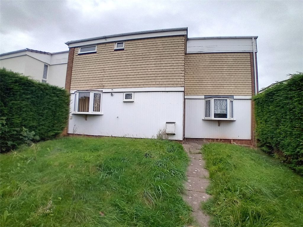 3 bed end terrace house for sale in Smallwood, Sutton Hill, Telford